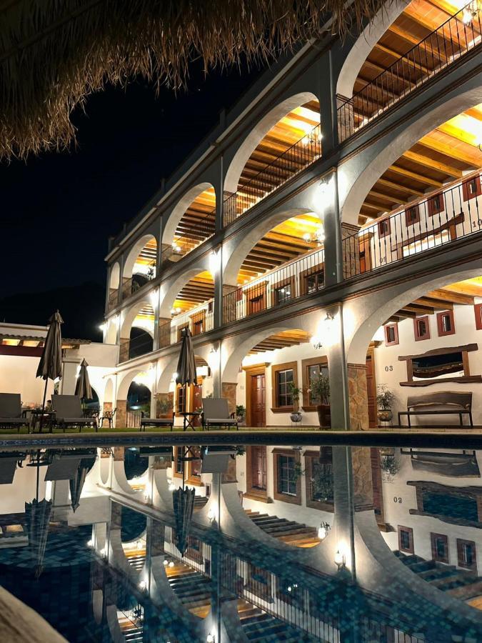Palacio Del Cobre 迪坡斯特兰 外观 照片